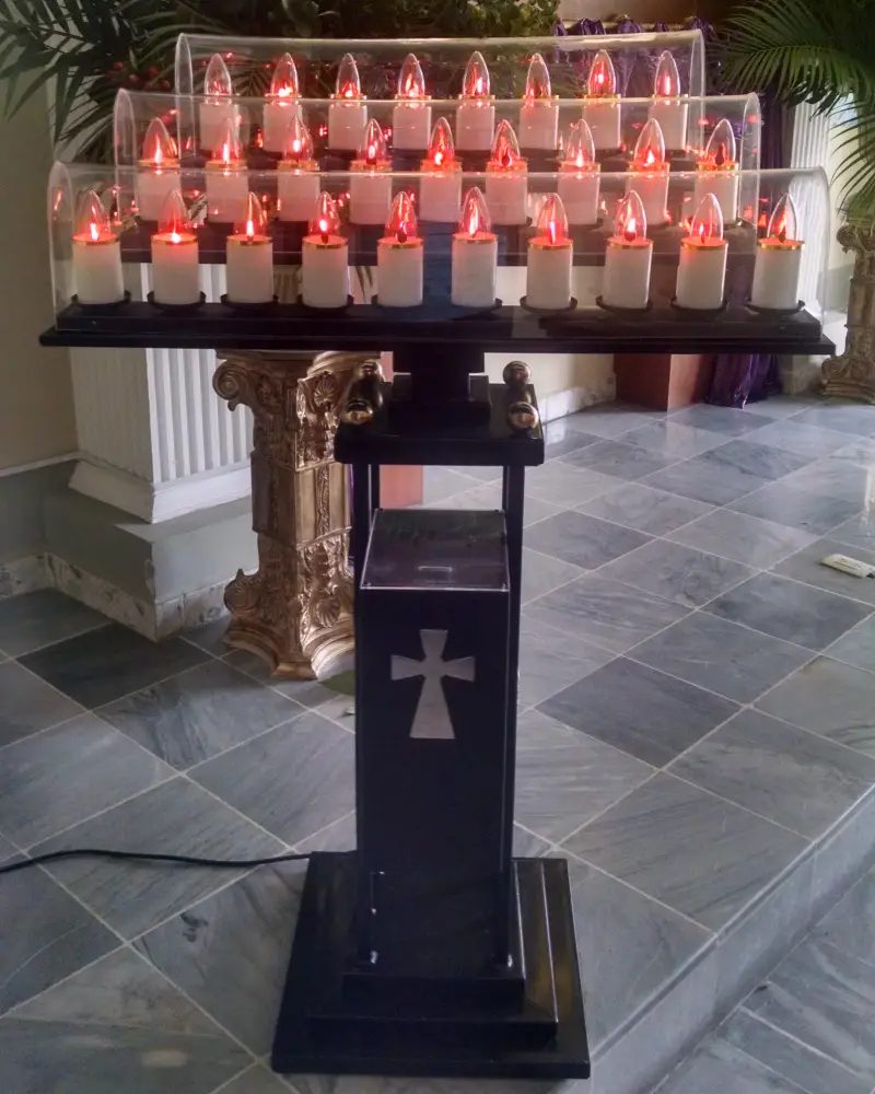 Lamparario Metálico de 27 Velas